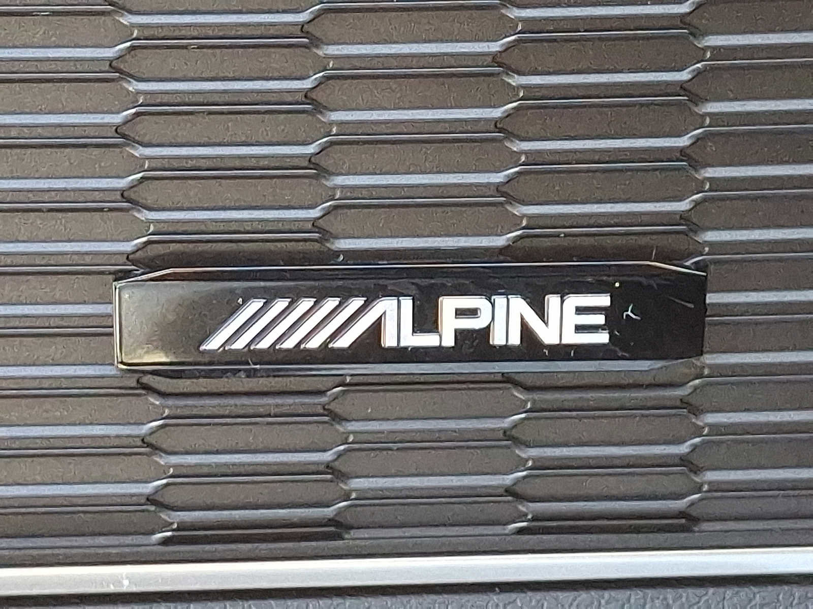 Used 2022 Jeep Grand Cherokee Limited 4xe image 13