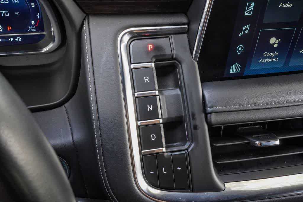 Used 2024 Chevrolet Suburban LT AWD/4WD image 22
