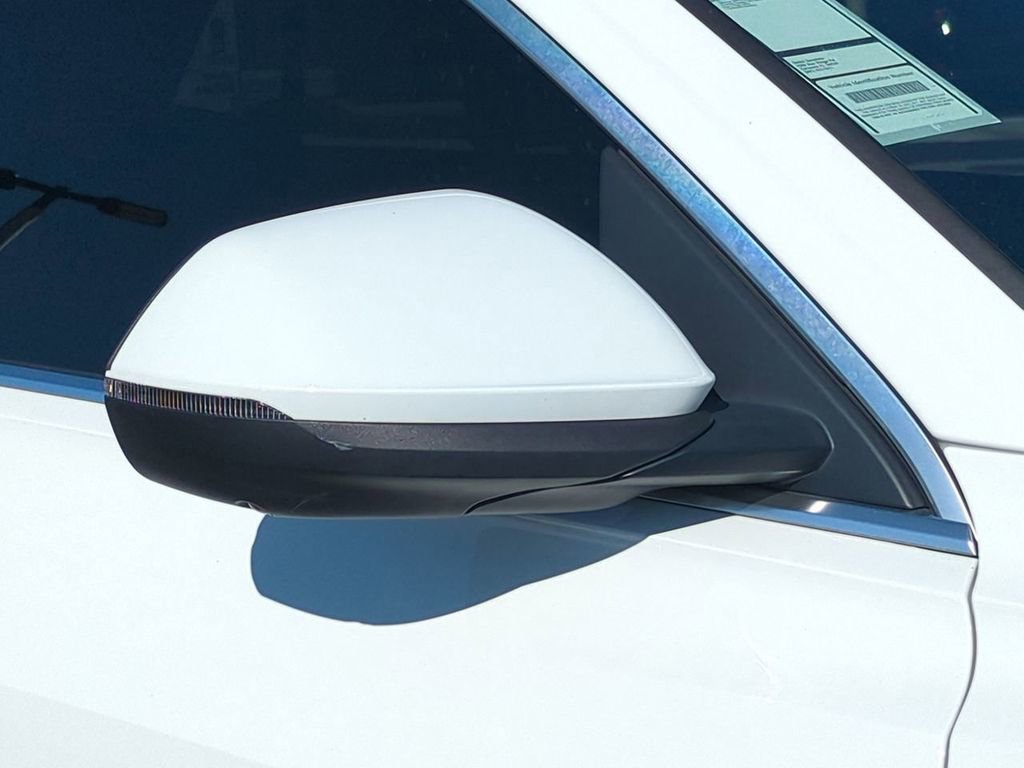 Used 2019 Audi Q8 Premium Plus w/ Premium Plus image 11