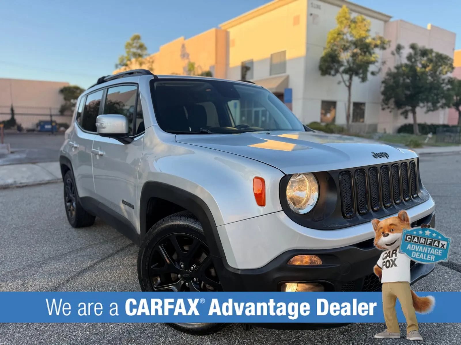 Used 2018 Jeep Renegade Altitude FWD image 1