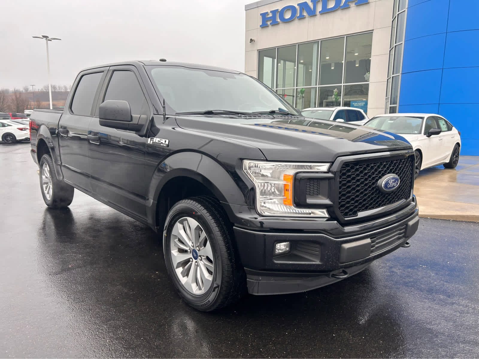 Used 2018 Ford F150 XL w/ Equipment Group 101A Mid image 2