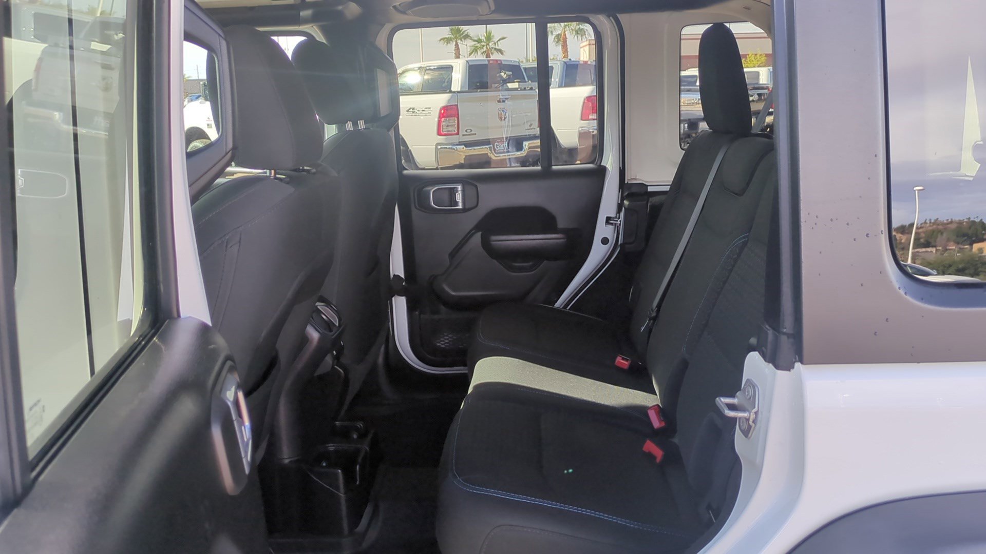 Used 2021 Jeep Wrangler Unlimited Islander image 24