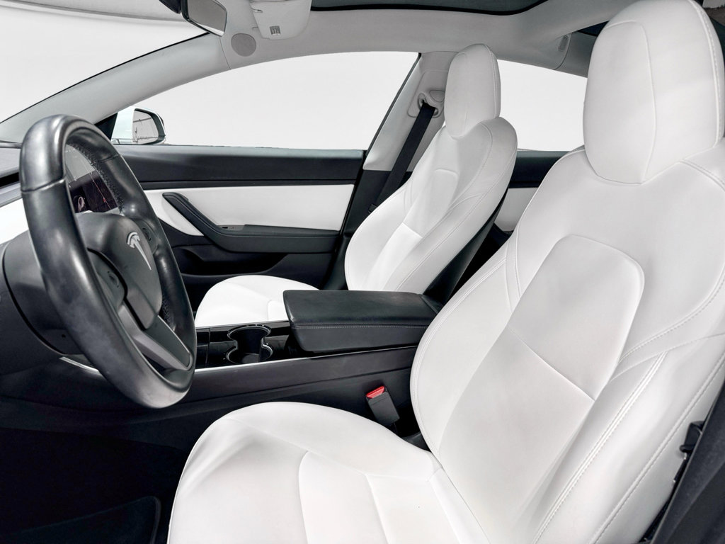 Used 2019 Tesla Model 3 Long Range image 16
