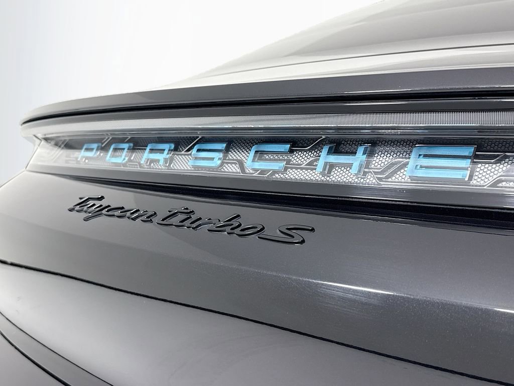 Certified 2022 Porsche Taycan Turbo S image 36