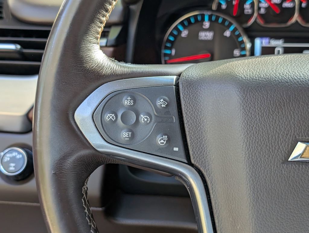 Used 2017 Chevrolet Suburban Premier image 38