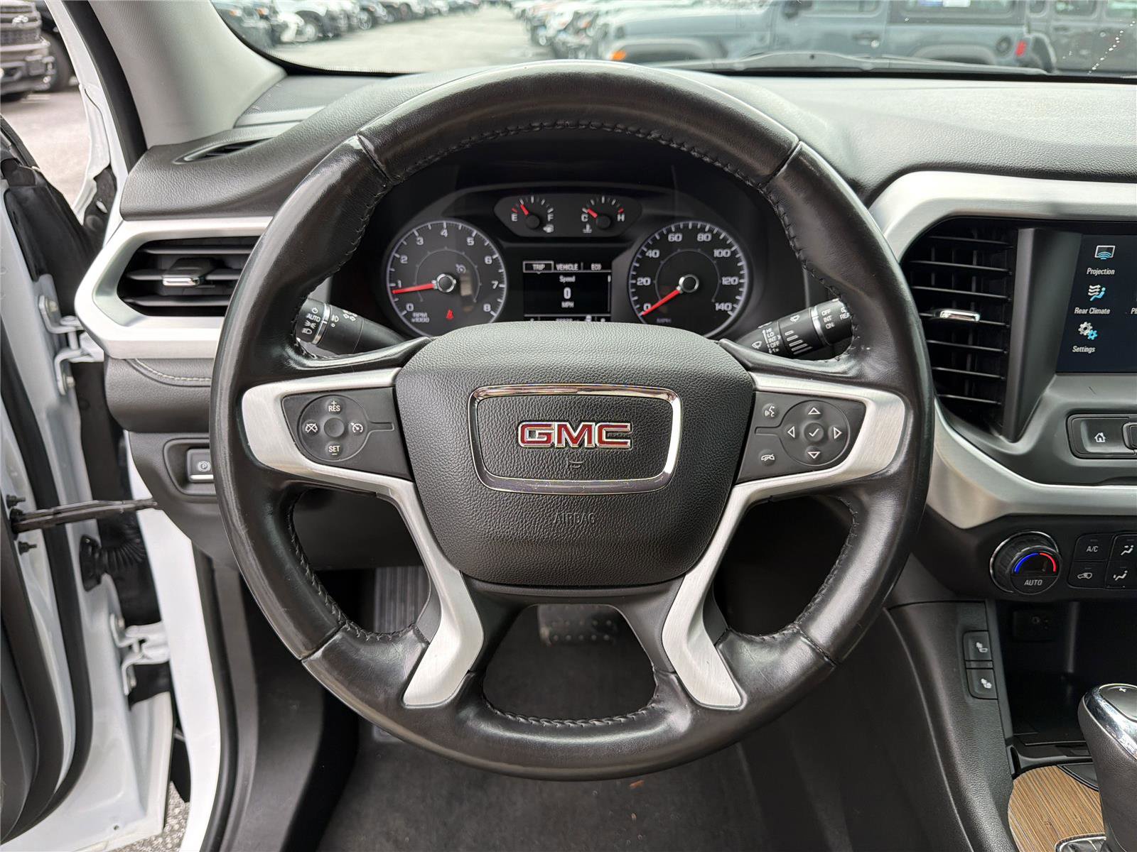 Used 2018 GMC Acadia SLE w/ Driver Alert Package I FWD image 25