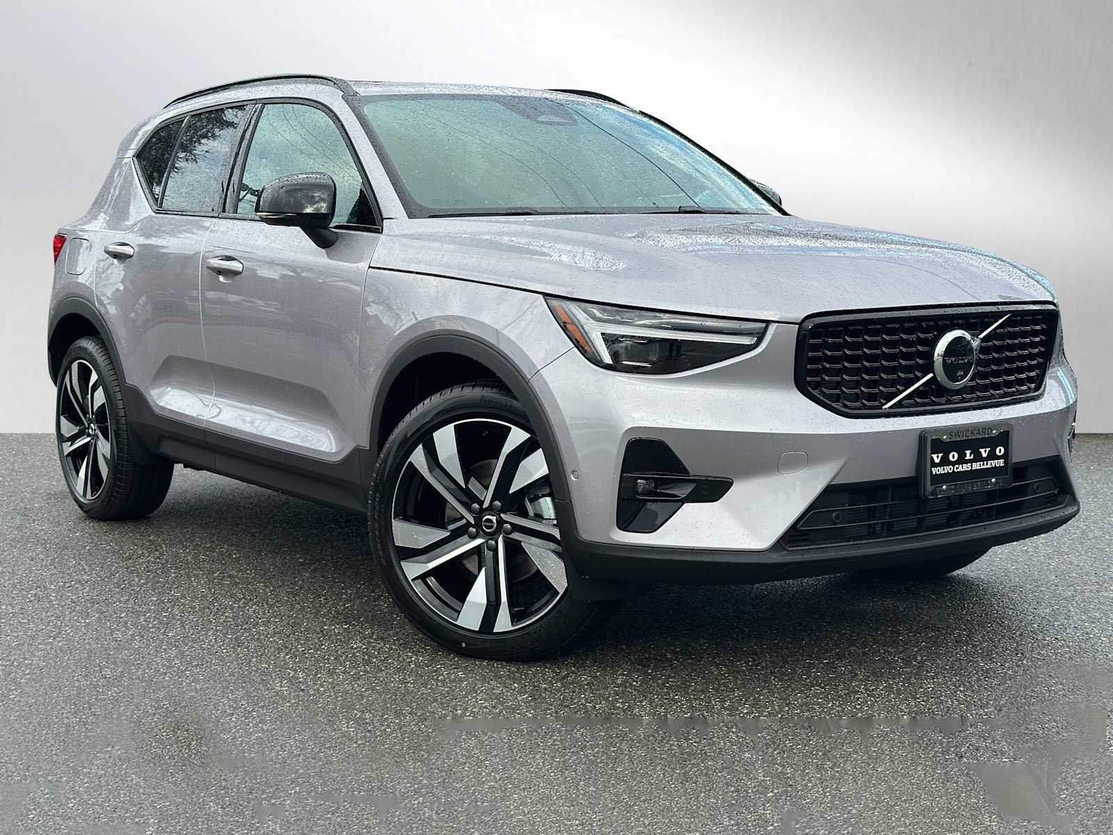 New 2026 Volvo XC40 B5 Plus w/ Climate Package image 1