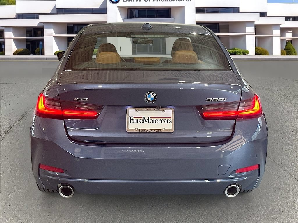 Used 2026 BMW 330i xDrive Sedan AWD/4WD image 6