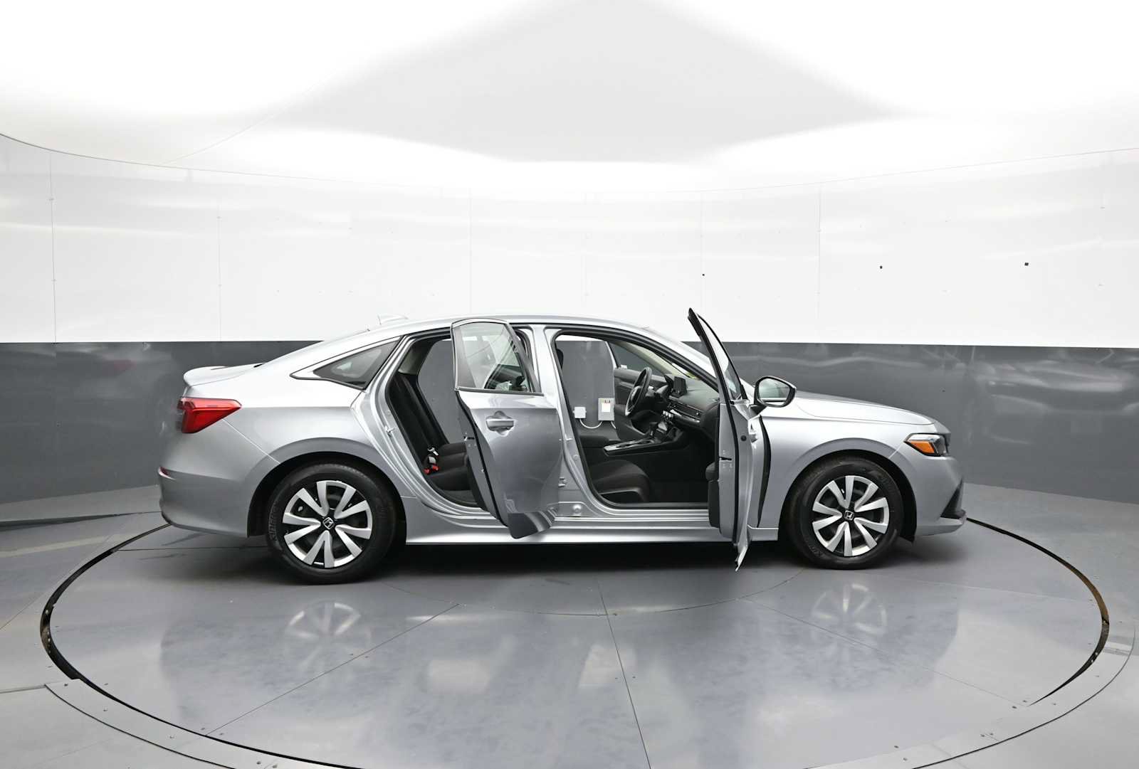 Used 2024 Honda Civic LX image 41