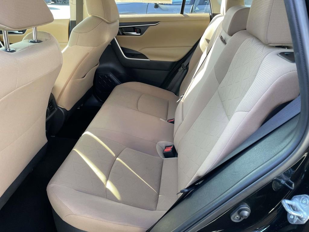 Used 2019 Toyota RAV4 XLE image 20