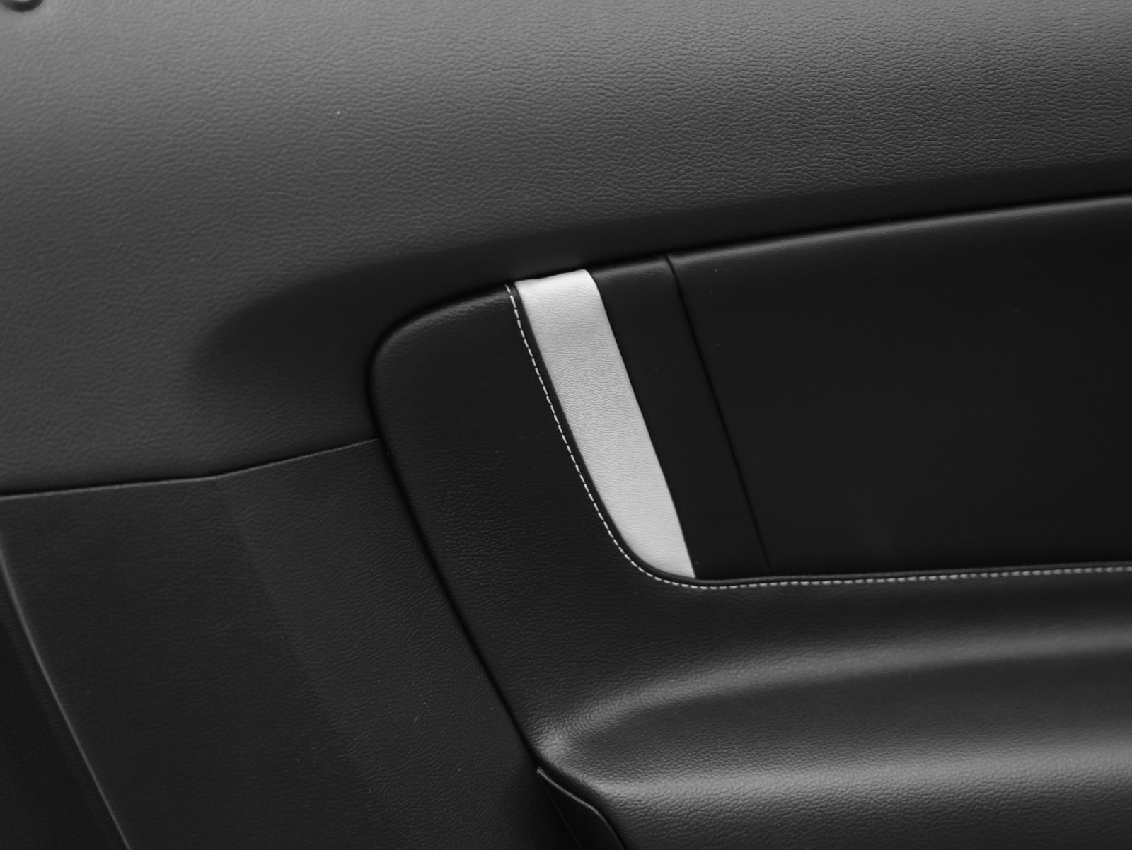 Used 2020 Ford Mustang Shelby GT500 w/ Carbon Fiber Track Pack image 68