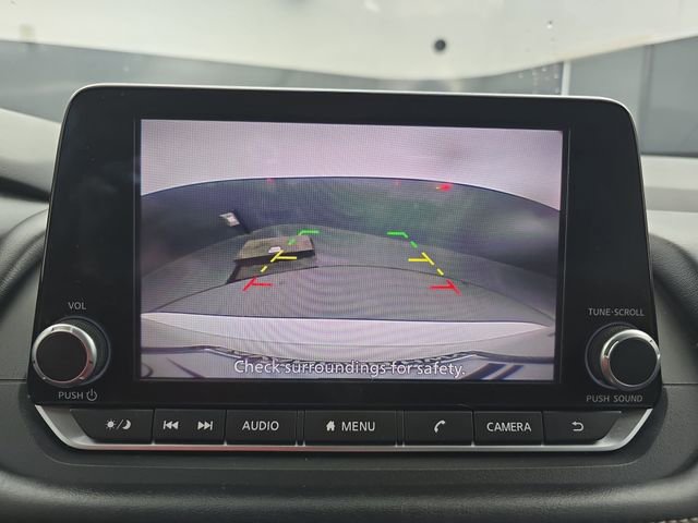 Used 2024 Nissan Rogue SV image 27