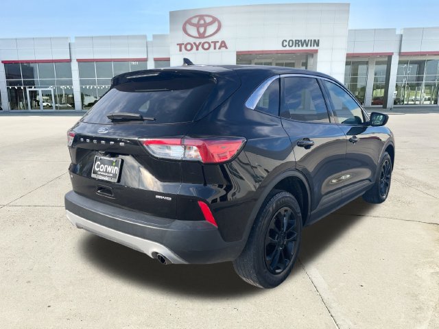 Used 2022 Ford Escape SE w/ Cold Weather Package AWD/4WD image 5