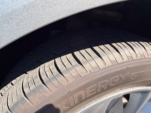 Used 2023 Buick Encore GX Select w/ Sport Touring Package FWD image 12