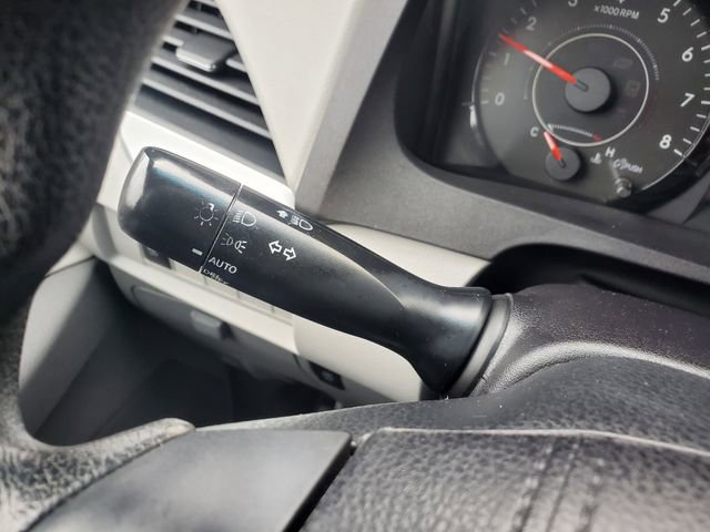 Used 2015 Toyota Sienna LE FWD image 18