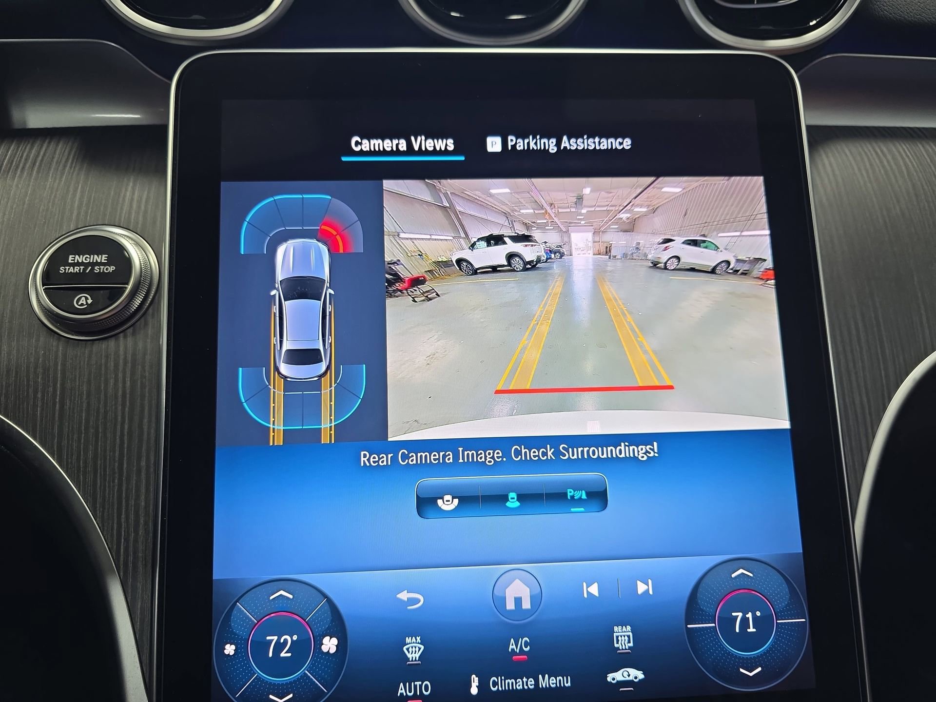 Used 2025 Mercedes-Benz C 300 Sedan image 23