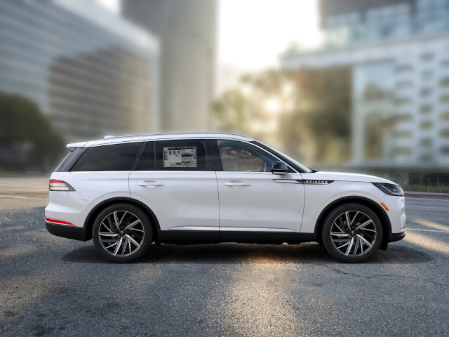 New 2027 Lincoln Aviator Reserve AWD/4WD image 7