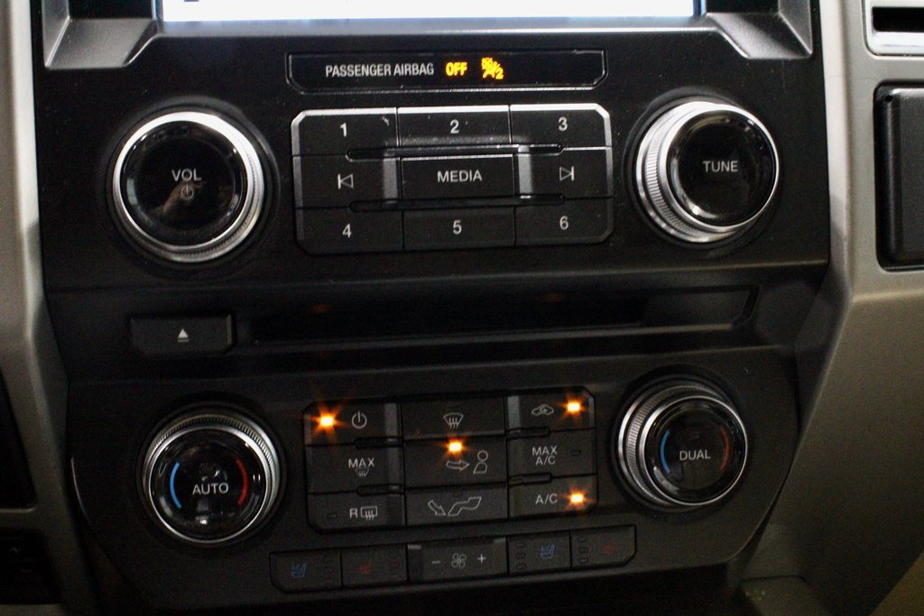 Used 2016 Ford F150 Lariat w/ Equipment Group 502A Luxury image 32