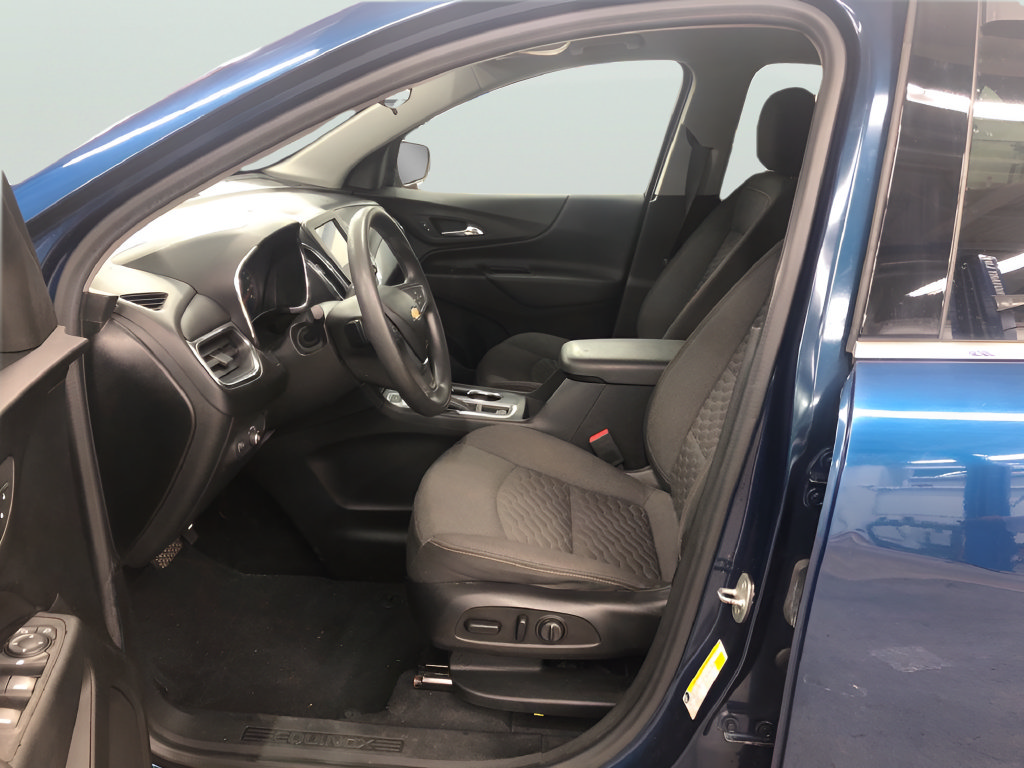 Used 2020 Chevrolet Equinox LT w/ LPO, Floor Liner Package AWD/4WD image 18