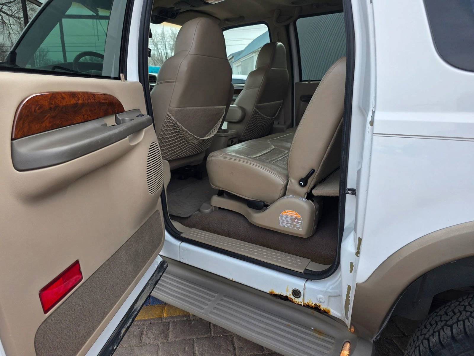 Used 2000 Ford Excursion Limited image 12