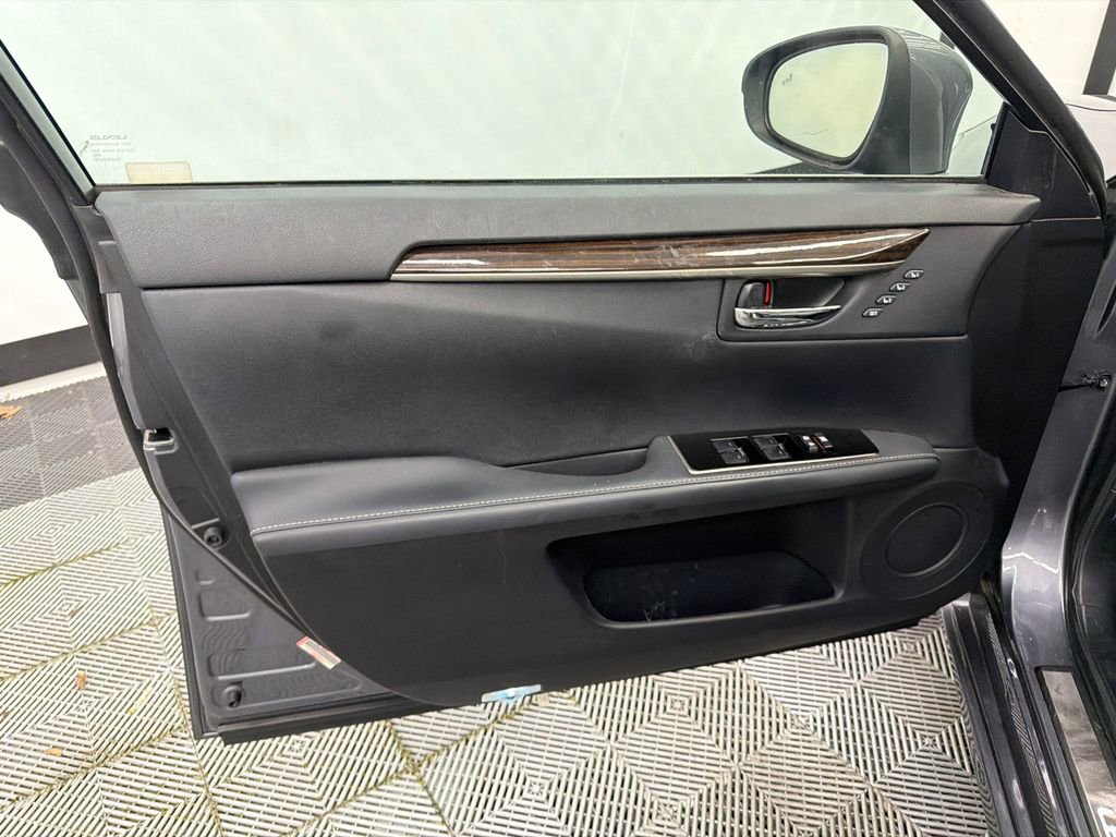 Used 2018 Lexus ES 350 w/ Premier Package image 11