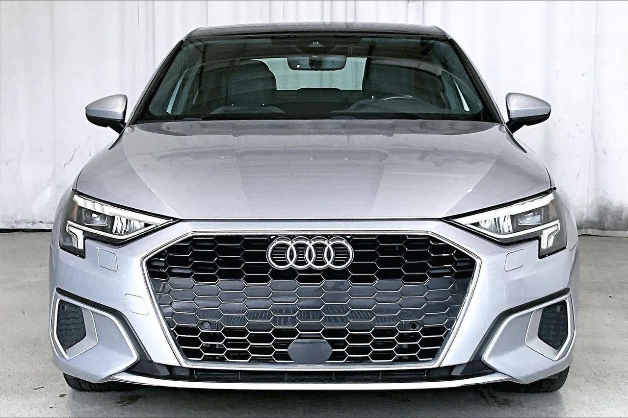 Used 2024 Audi A3 2.0T Premium FWD image 2