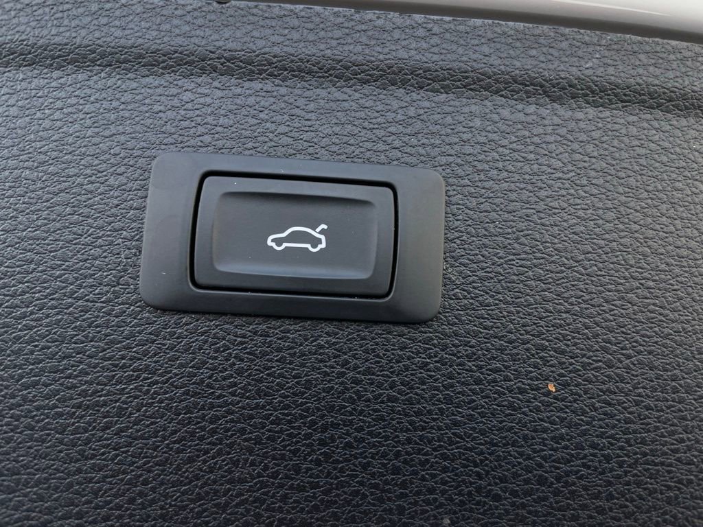 Used 2021 Audi Q5 2.0T Premium image 42