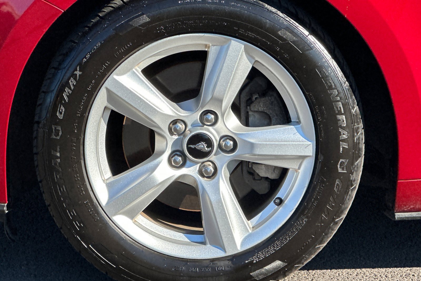 Used 2018 Ford Mustang EcoBoost image 29