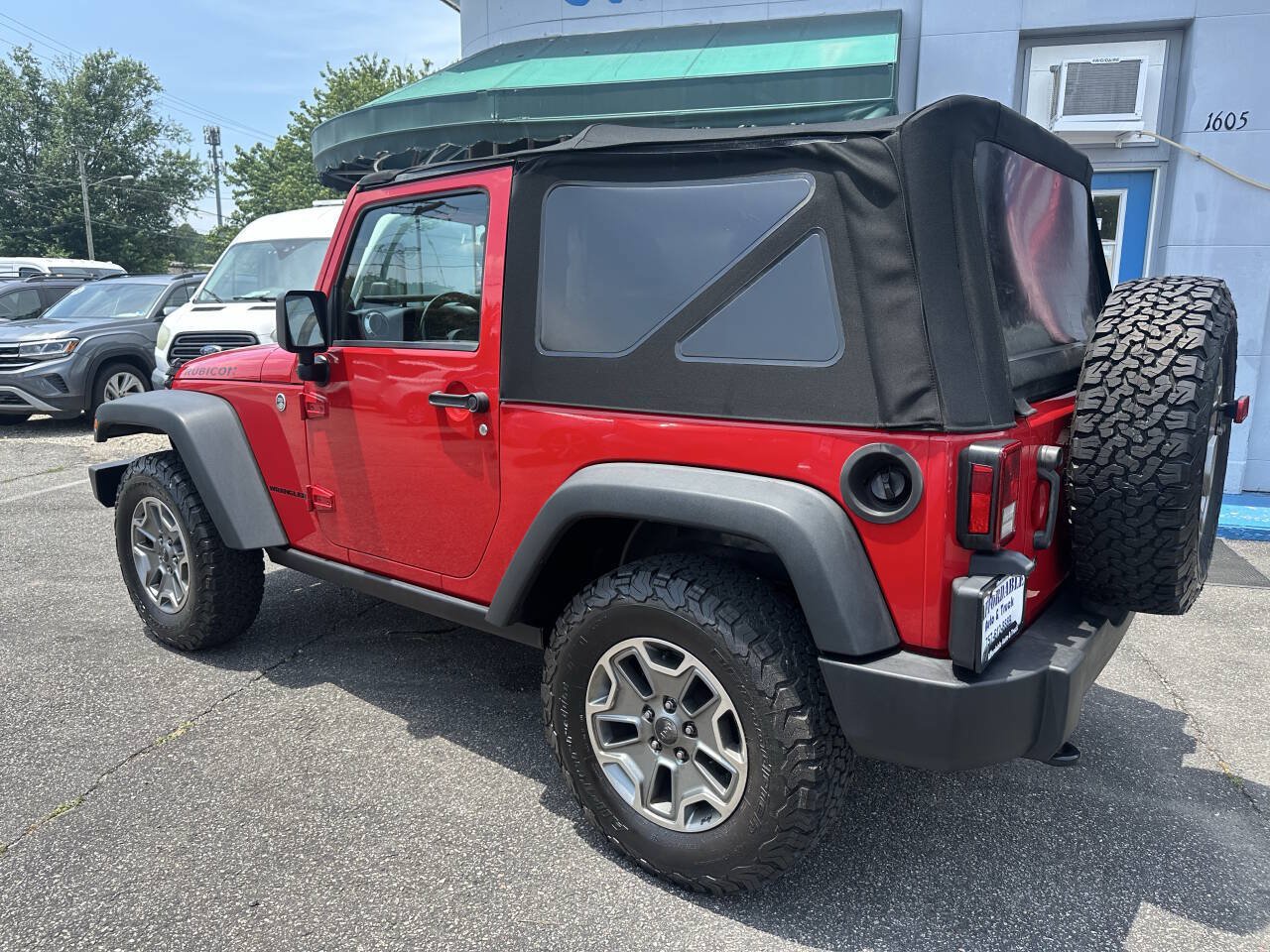 Used 2013 Jeep Wrangler Rubicon w/ Connectivity Group AWD/4WD image 5