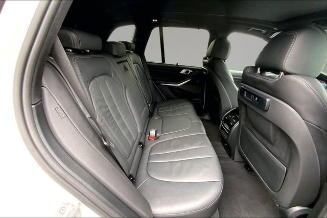 Used 2019 BMW X5 xDrive40i w/ M Sport Package image 20