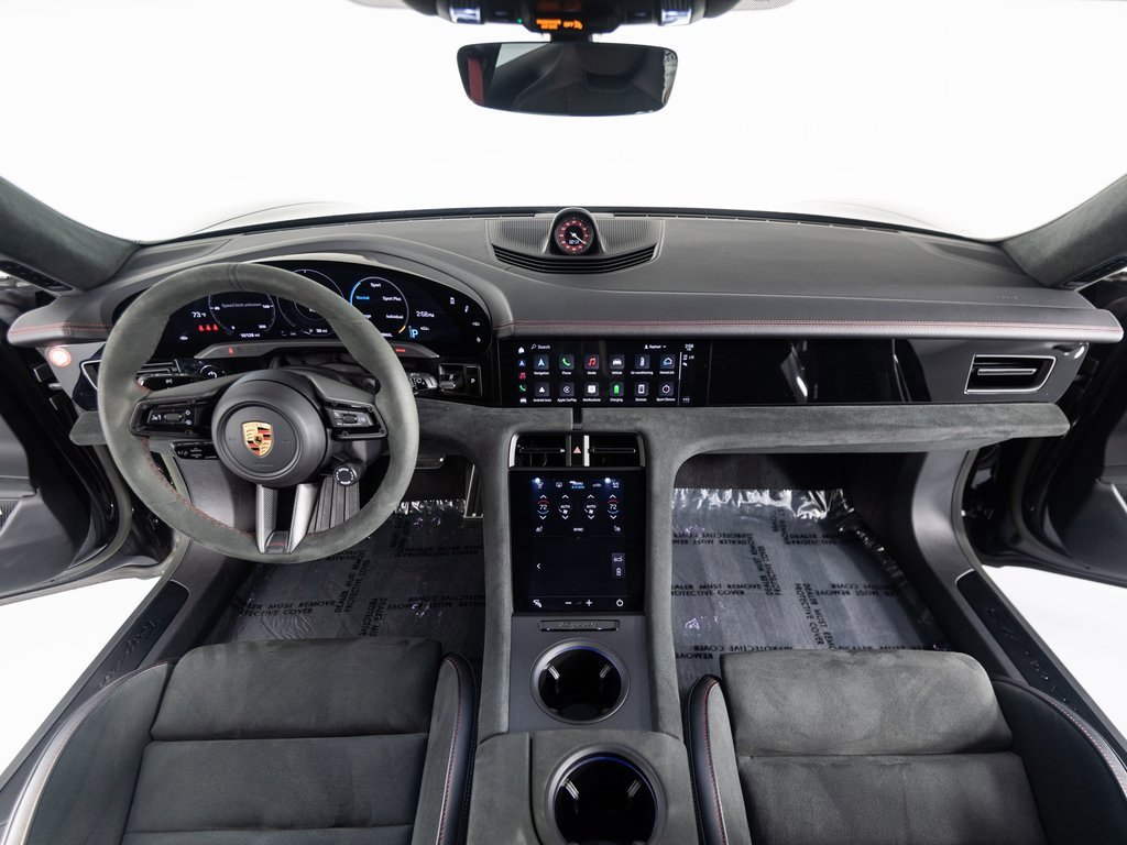 Certified 2023 Porsche Taycan GTS image 25