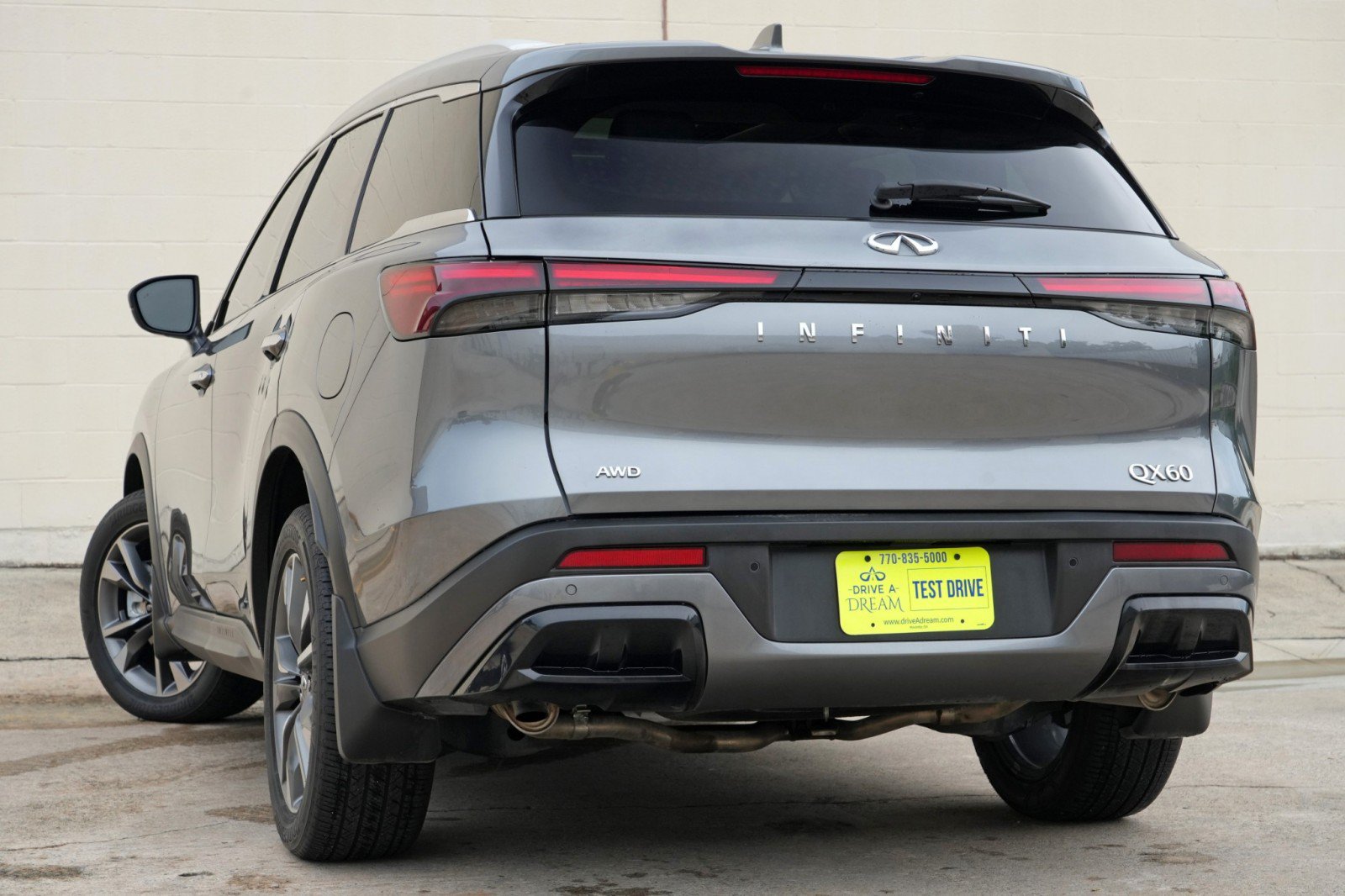Used 2025 INFINITI QX60 Luxe w/ Vision Package AWD/4WD image 6