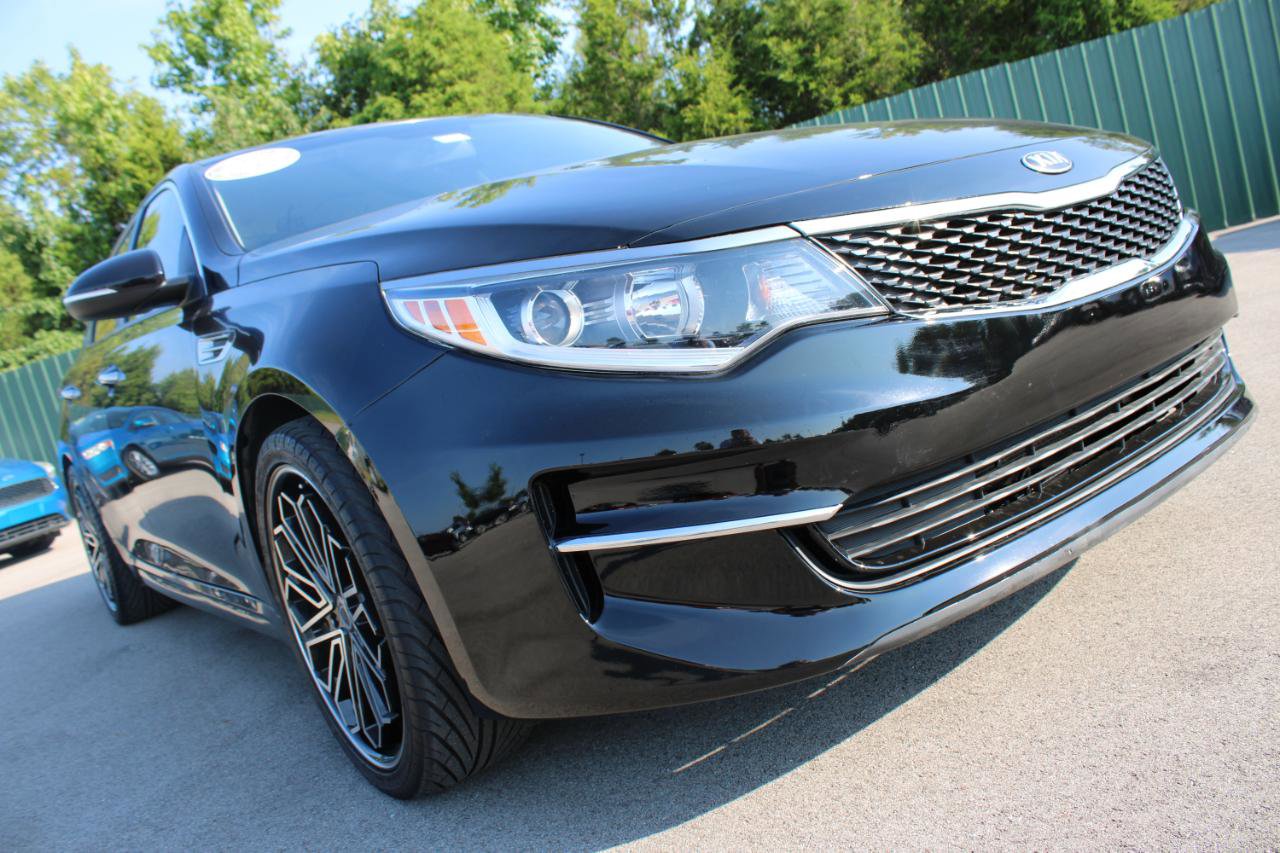 Used 2018 Kia Optima LX w/ 17" Alloy Wheels Package image 10