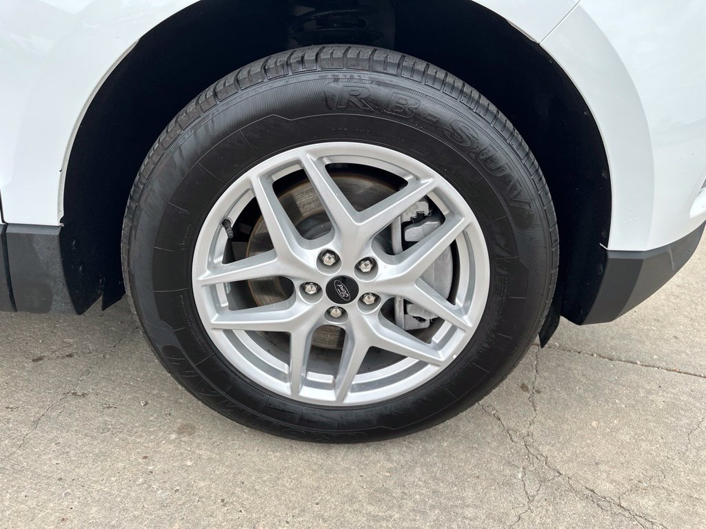 Used 2024 Ford Edge SEL AWD/4WD image 40