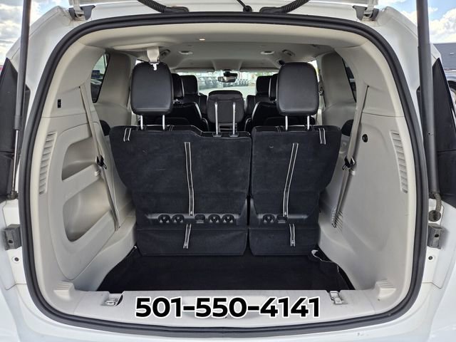 Used 2024 Chrysler Pacifica Touring-L image 14