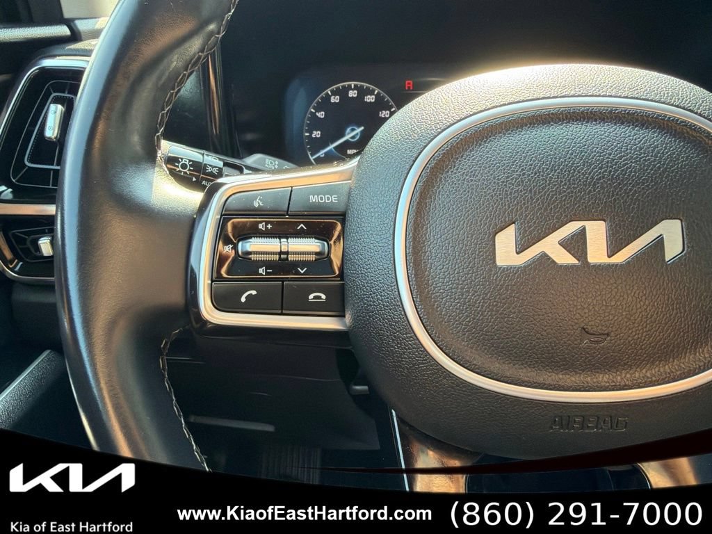Certified 2023 Kia Sorento SX AWD/4WD image 33