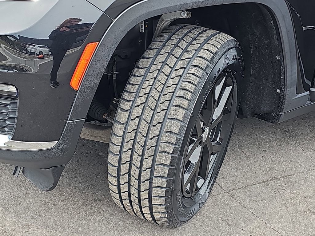 Used 2021 Jeep Grand Cherokee L Limited image 37