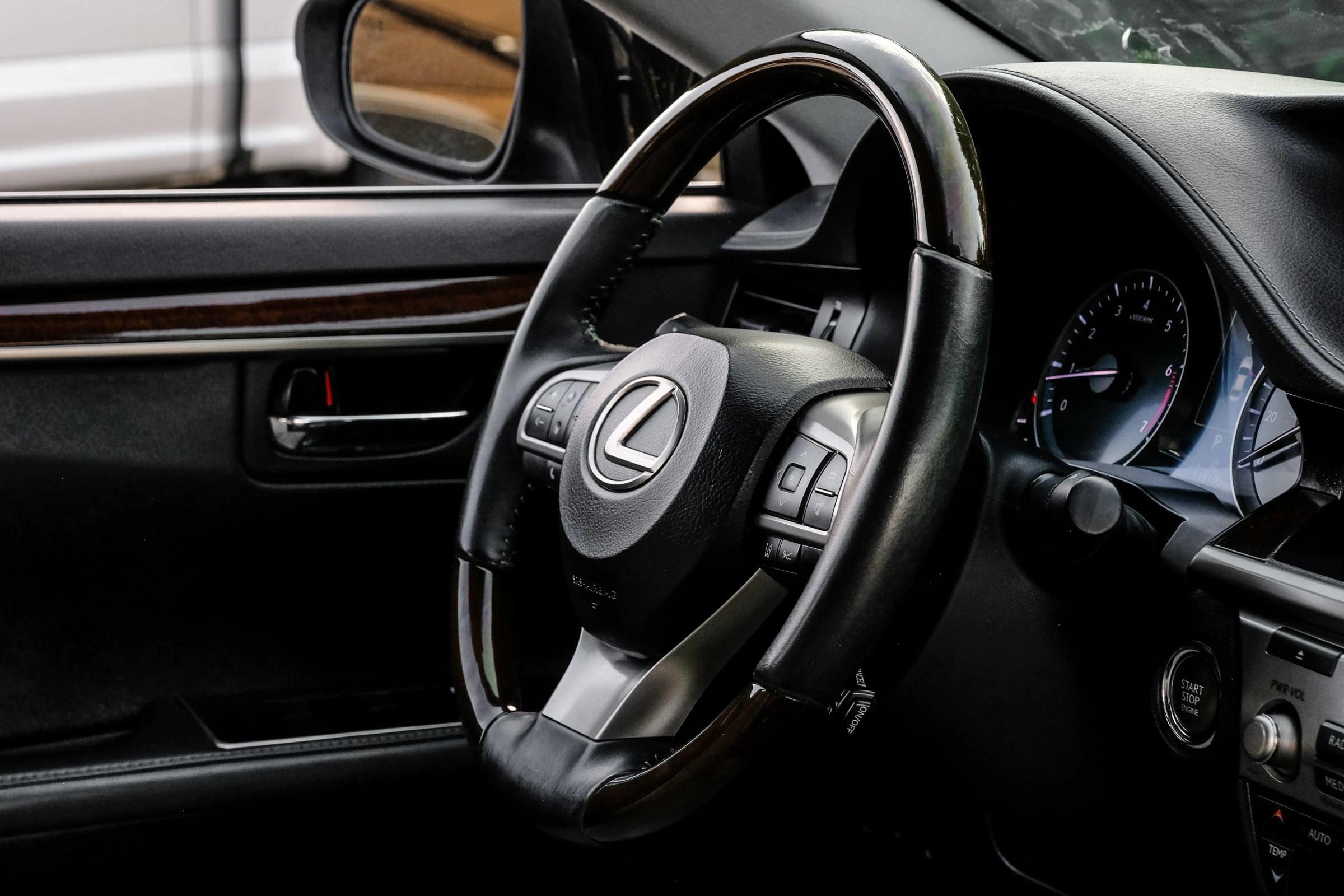 Used 2017 Lexus ES 350 w/ Luxury Package FWD image 17
