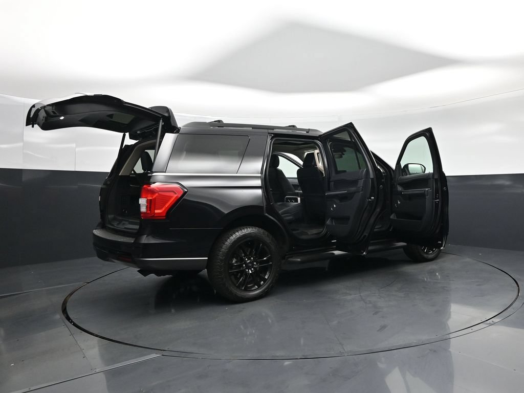 Certified 2024 Ford Expedition XLT AWD/4WD image 5