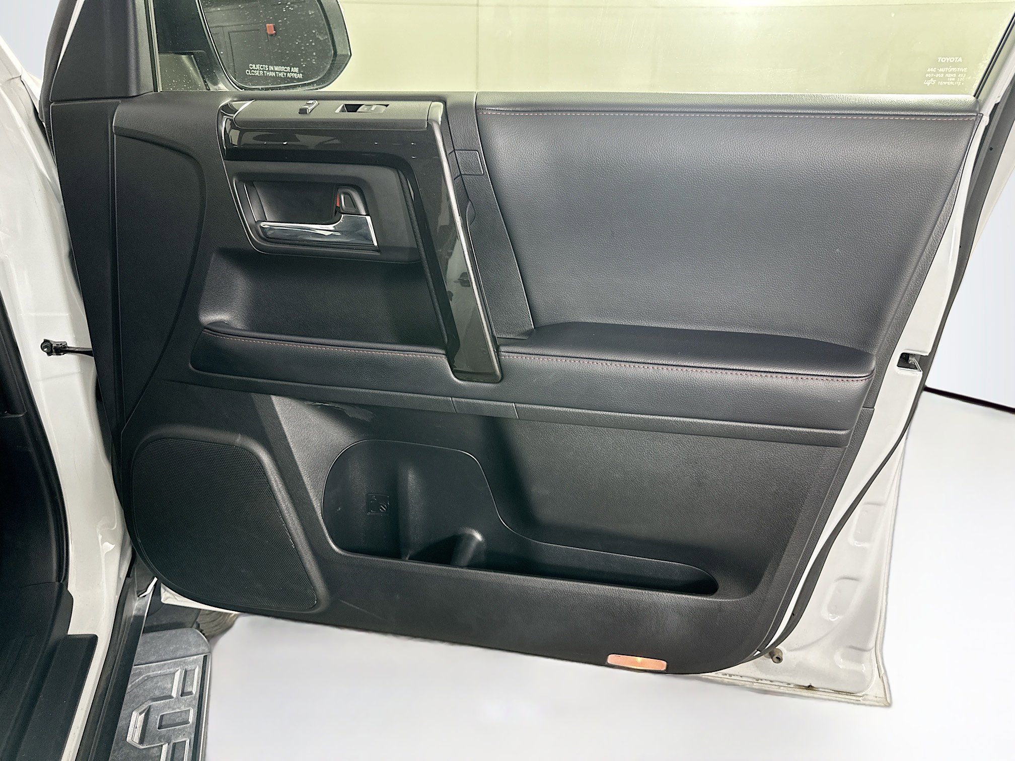 Used 2024 Toyota 4Runner TRD Off-Road Premium image 31