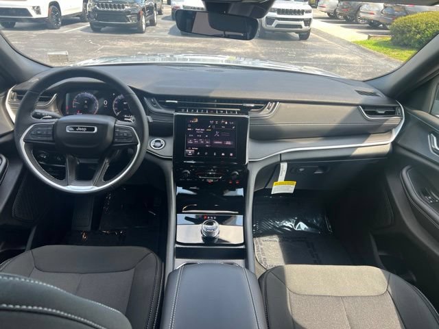 New 2026 Jeep Grand Cherokee Laredo X AWD/4WD image 21