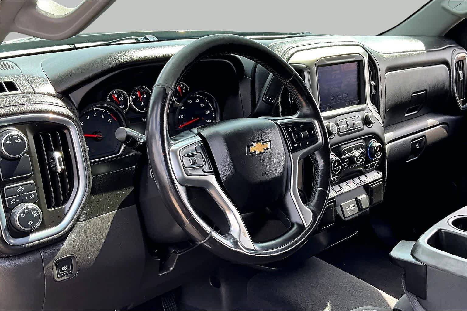 Used 2020 Chevrolet Silverado 1500 LT w/ Texas Edition RWD image 18