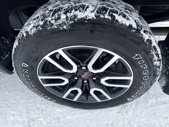 Used 2024 GMC Sierra 1500 AT4 w/ AT4 Premium Package image 4