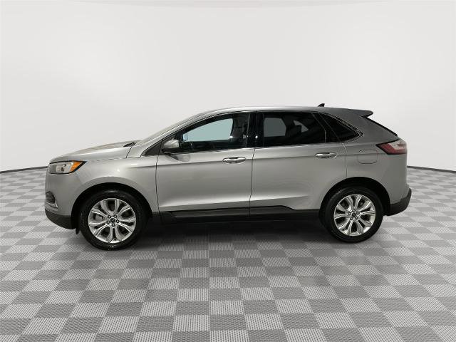 Certified 2021 Ford Edge Titanium image 2