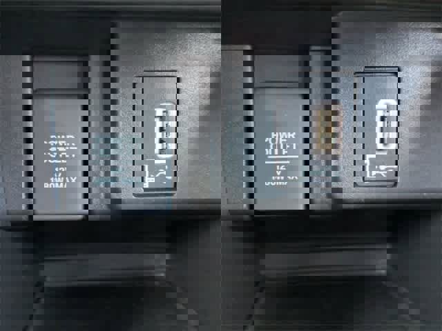 Used 2018 Honda Accord Sport image 31