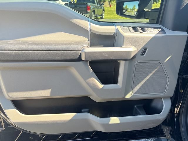 Used 2022 Ford F350 XLT w/ XLT Premium Package AWD/4WD image 16
