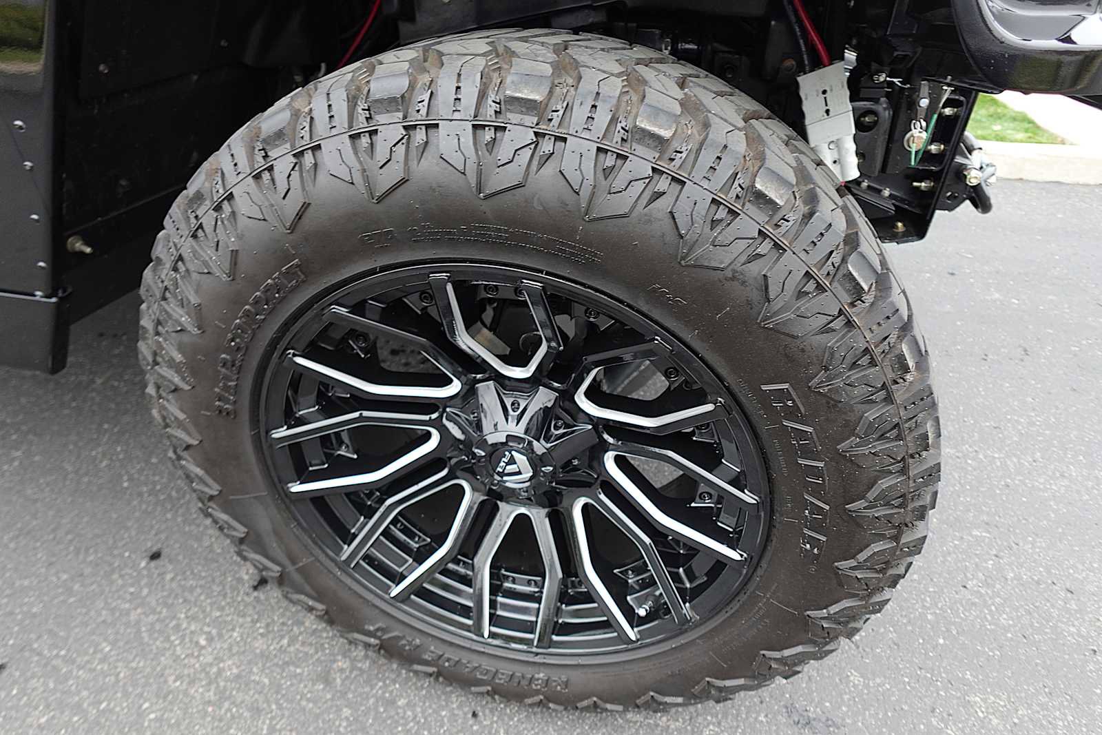 Used 2002 HUMMER H1 4-Door Wagon image 40