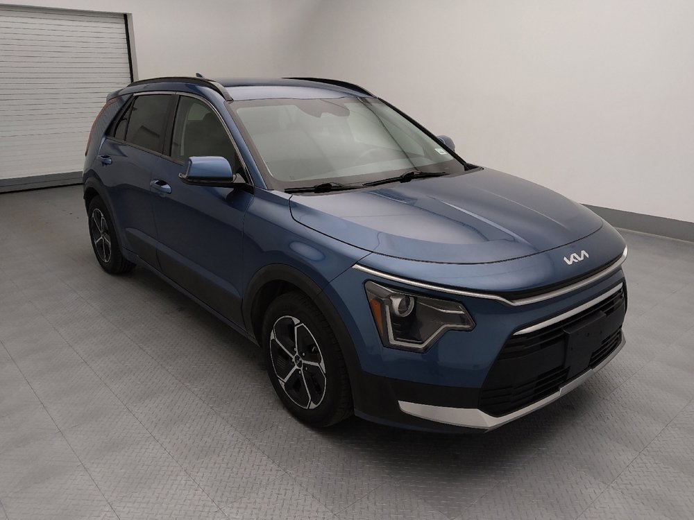 Used 2023 Kia Niro EX image 13