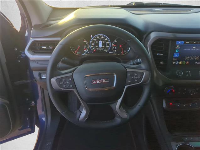 Used 2023 GMC Acadia AT4 w/ Technology Package image 15