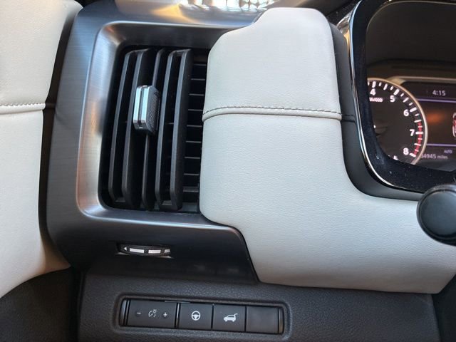 Used 2023 Nissan Pathfinder SL image 26